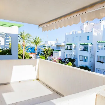 Oasis Club Ii Triplex By Rock Jávea
